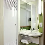 Pensión Ibis Budget Bilbao