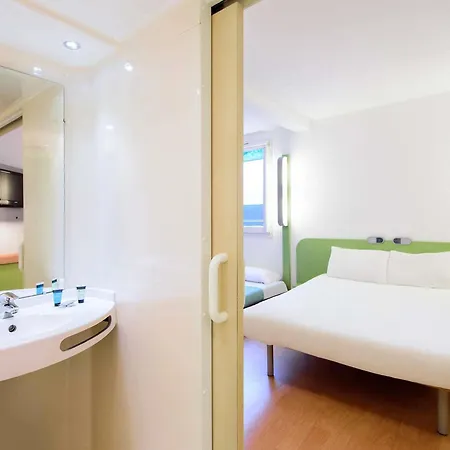 Ibis Budget Bilbao ゲストハウス 3*