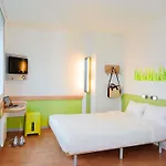Guest house Ibis Budget Bilbao 3*