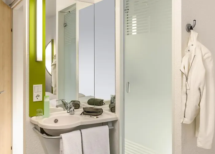 Pensión Ibis Budget Bilbao 3*